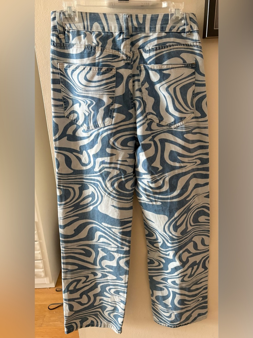 SHEIN Blue and White Swirl Print Wide Leg Barrel Jeans